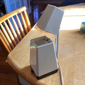 Vintage Windsor Folding Pyramid Lamp CL-1010 High Intensity Adjustable cream